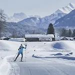 Alpin Sacher 5*