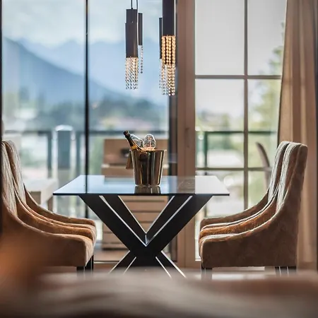 מלון Alpin Sacher