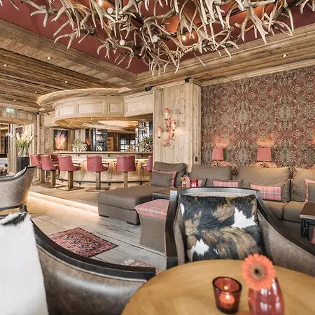 Alpin Sacher מלון 5*