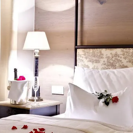 Alpin Sacher 5*
