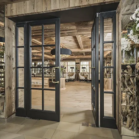 Alpin Sacher מלון