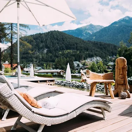 Alpin Sacher Otel Seefeld in Tirol