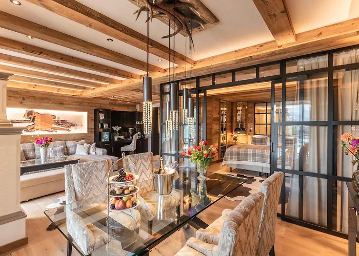 Alpin Sacher ゼーフェルト・イン・チロル