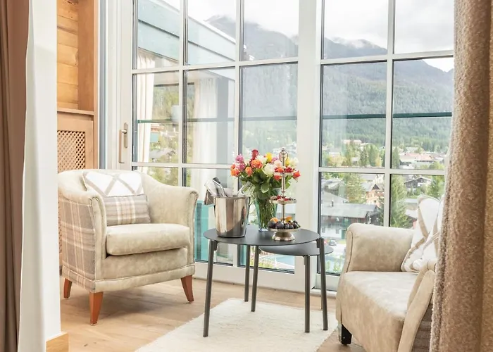 Готель Alpin Sacher