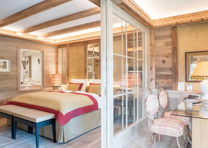 Alpin Sacher Готель