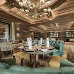 Alpin Sacher Otel