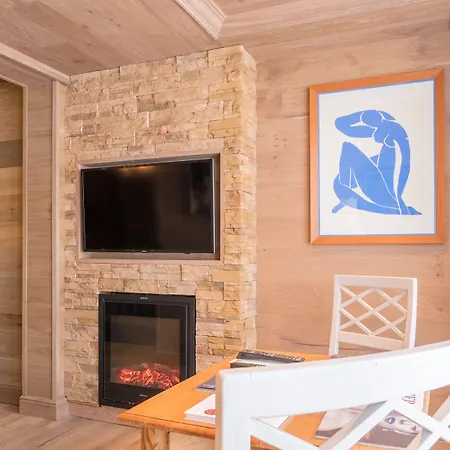 ホテル Alpin Sacher ゼーフェルト・イン・チロル