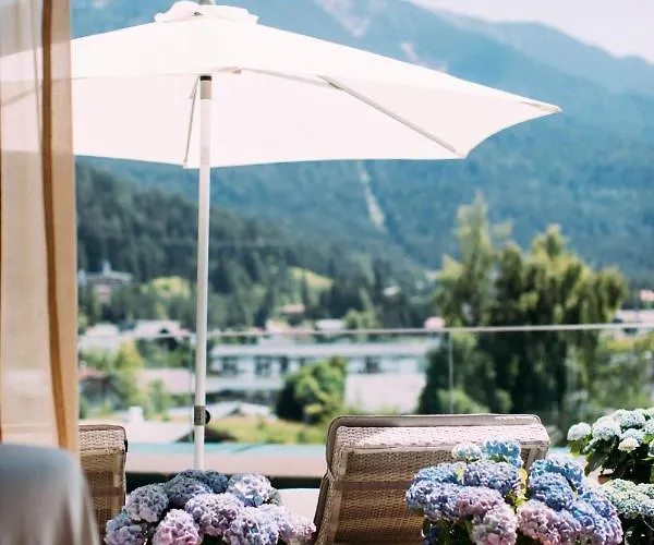 Alpin Sacher 酒店 蒂罗尔-泽费尔德